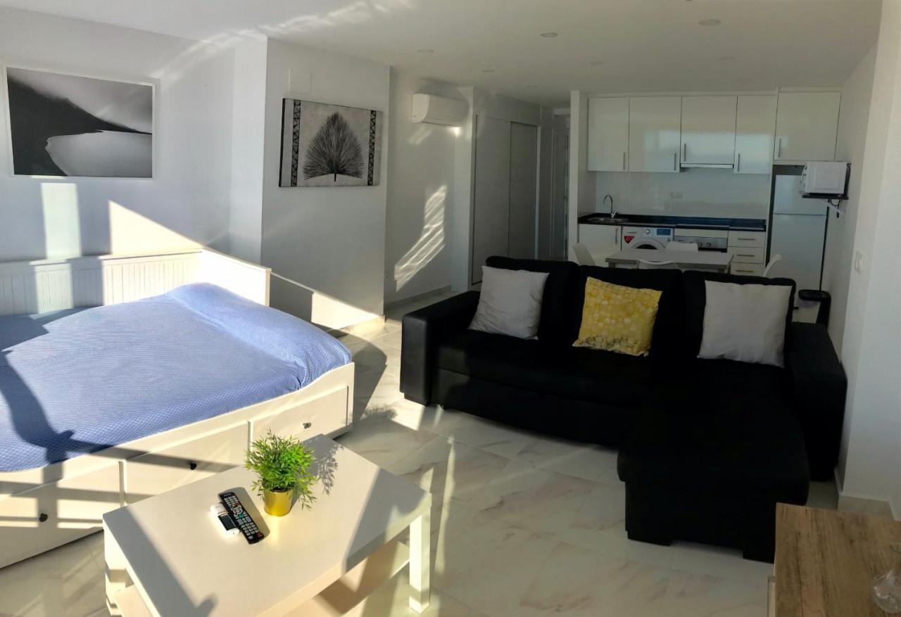 Apartment Levante Seafront Blueline Studio